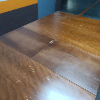 Mesa de comedor extensible de madera