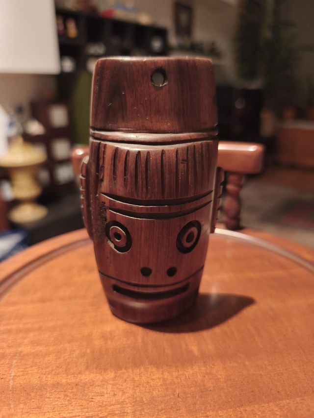 Máscara tribal tallada madera