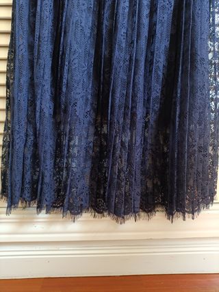 Falda plisada H&M azul marino - M/40.