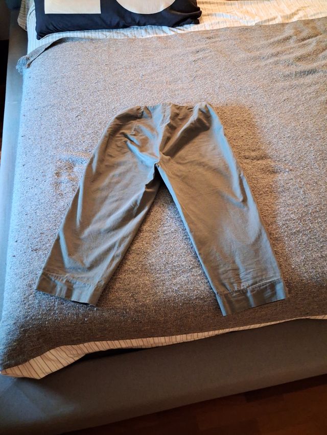 Pantaloni verde oliva