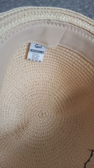 Cappellino estivo bimba beige