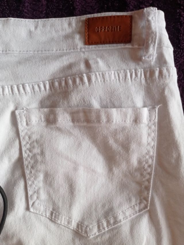 Vaqueros blancos -talla 40 chico