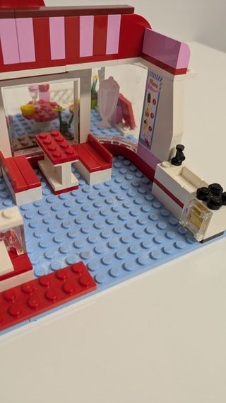 Lego Friends 3061 - La cafetería del parque