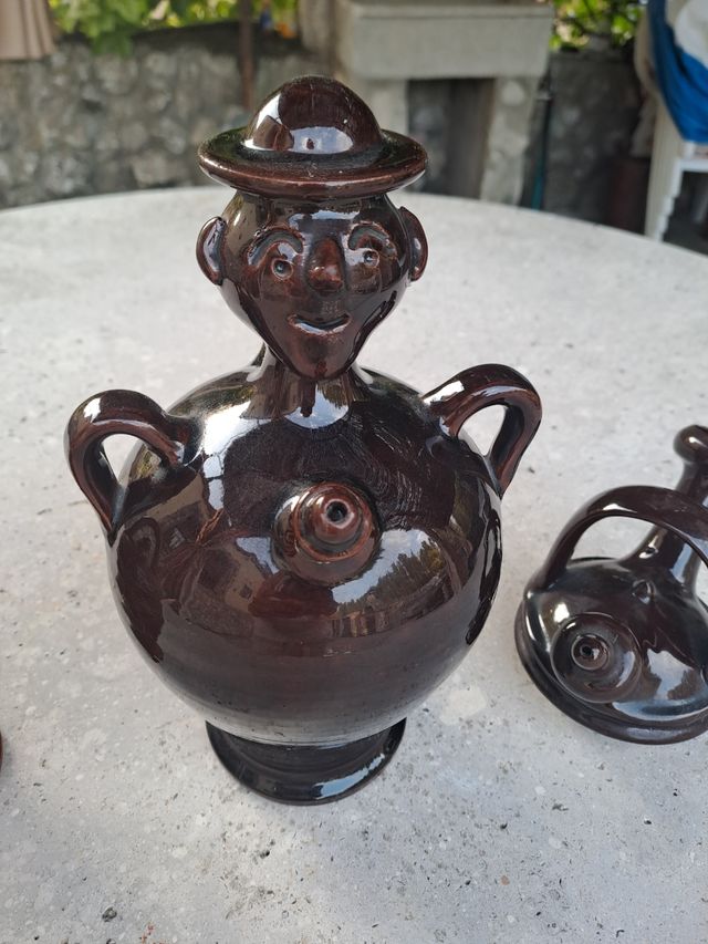 Bottiglie decorative in ceramica