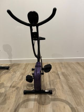 Bicicleta estática plegable