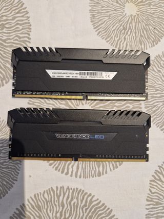 RAM Corsair Vengeance LED 16GB RAM DDR4 3200MHz