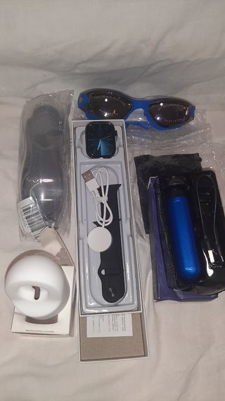 SMARTWATCH  + Gafas + afeitadora de viaje
