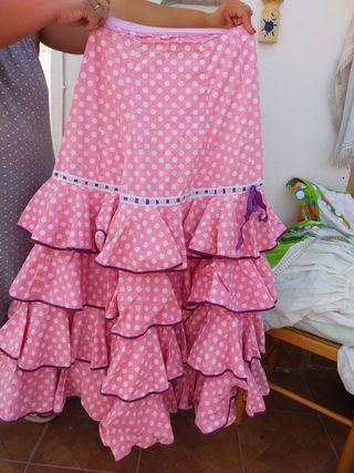 Trajes y faldas flamencas multicolor