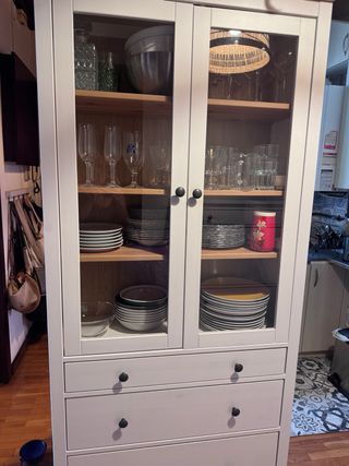 Vitrina IKEA HEMNES blanca
