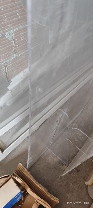 Mamparas metacrilato separación