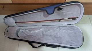 Violín/ Viola Rapspdy VT5 con funda.