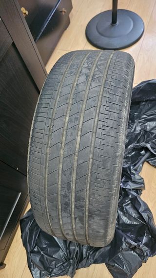 Neumático Bridgestone 215/45R18 89W