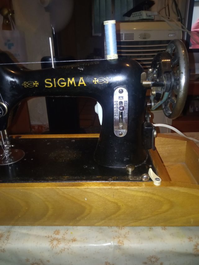 Máquina coser Sigma Antigua
