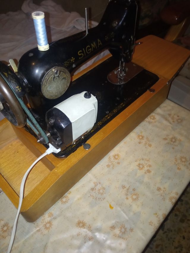 Máquina coser Sigma Antigua