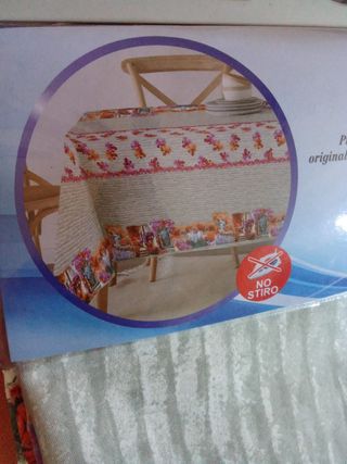 Tovaglia antimacchia 12 posti