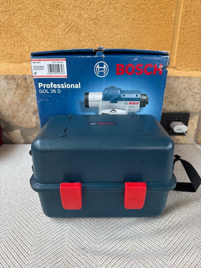 Nivel óptico Bosch GOL 26 D