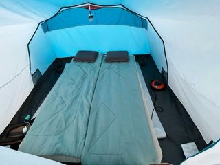 Tienda campaña Quechua Arpenaz 4.1-muy poco uso
