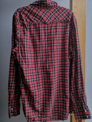 Camisa cuadros XDYE (Pull&Bear). Talla L