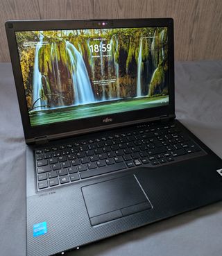 Portátil Fujitsu Lifebook E5511 i5 - 512GB - 16gb