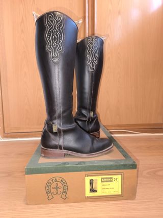 Valverde del Camino, Botas Dakota marrón, talla 37