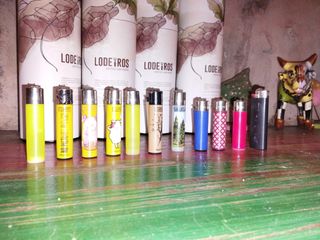 10 encendedores Clipper
1 bic grande 