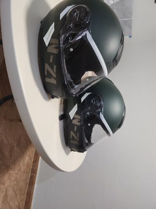 2 Cascos XS y XL para  moto NZI - Verde Mate