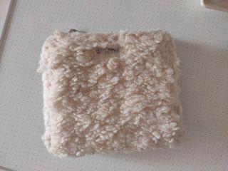 Monedero borreguillo Parfois beige