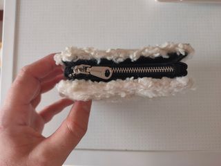 Monedero borreguillo Parfois beige