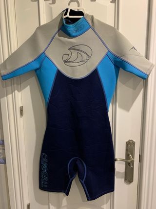 Traje neopreno corto talla 40 