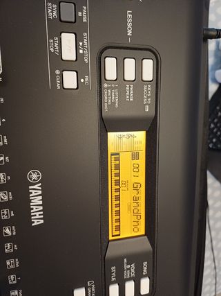 Yamaha PSR-E363 Teclado digital portátil. 