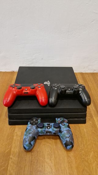 PS4 Pro (PlayStation 4) 1 TB
