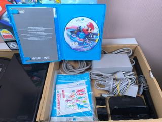 Wii U Premium Pack - Mario Kart 8.