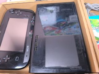 Wii U Premium Pack - Mario Kart 8.