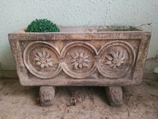 Jardinera antigua
