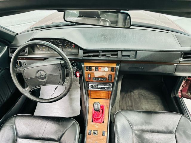 Mercedes-Benz Clase E 1990 CE 320 180cv