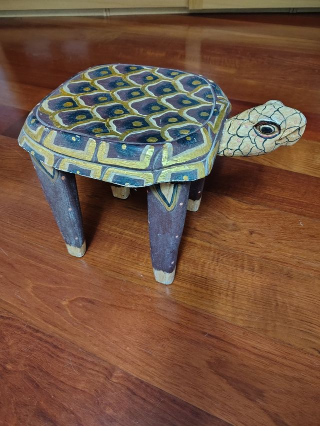 Banqueta Tortuga Madera - Decorativa