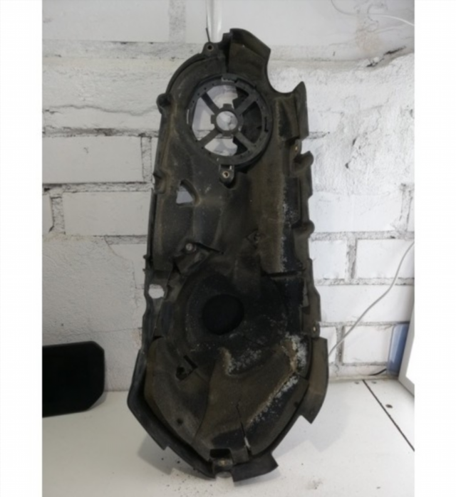 TAPA MOTOR IZQUIERDA BMW C400X