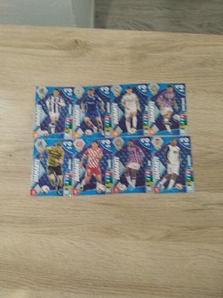 8 Cromos Adrenalyn XL 24-25