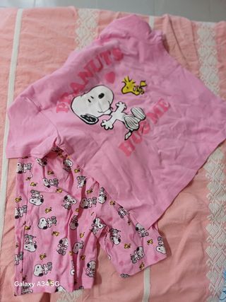 Pigiama Peanuts bimba 5-6 anni
