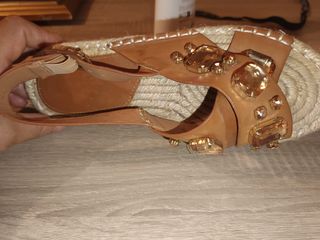 Sandalias muy bonitas y cómodas