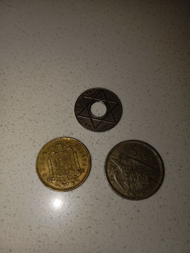 Monedas España: 1 y 5 pesetas + moneda judía