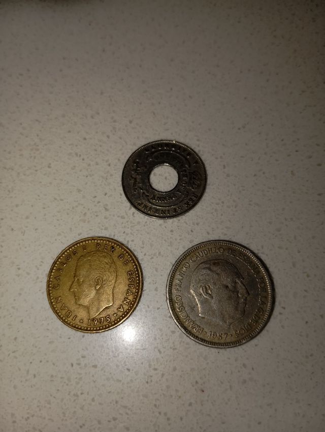 Monedas España: 1 y 5 pesetas + moneda judía