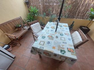 Mesa terraza + 2 sillas + banco -madera