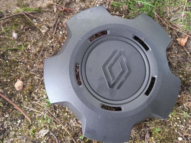 4 Tapacubos Renault Trafic