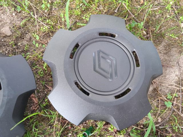 4 Tapacubos Renault Trafic