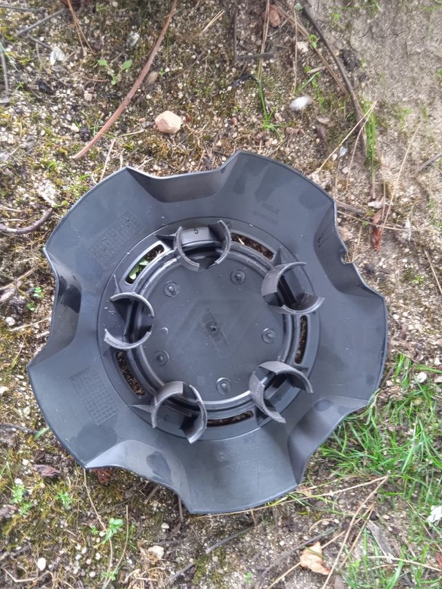 4 Tapacubos Renault Trafic