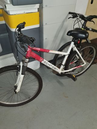 Bicicleta Rockrider montaña mujer ruedas 26 pulgds