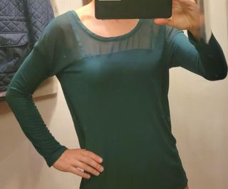Top Zara semitransparente verde botella