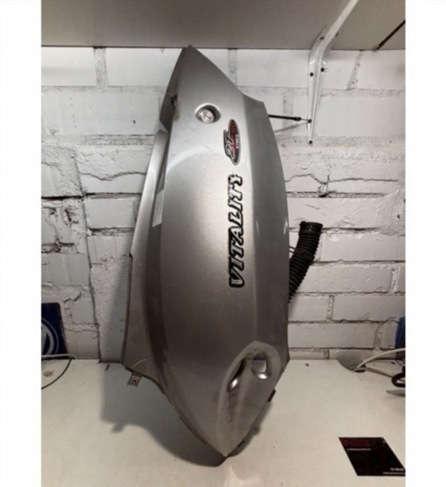 CARENADO LATERAL IZQ. CON TOMA Y CERRADURA KYMCO