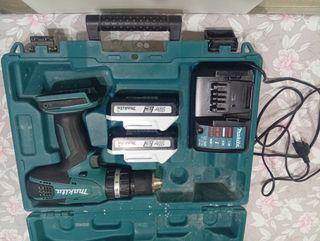 Taladro Makita 18v + 2 baterías